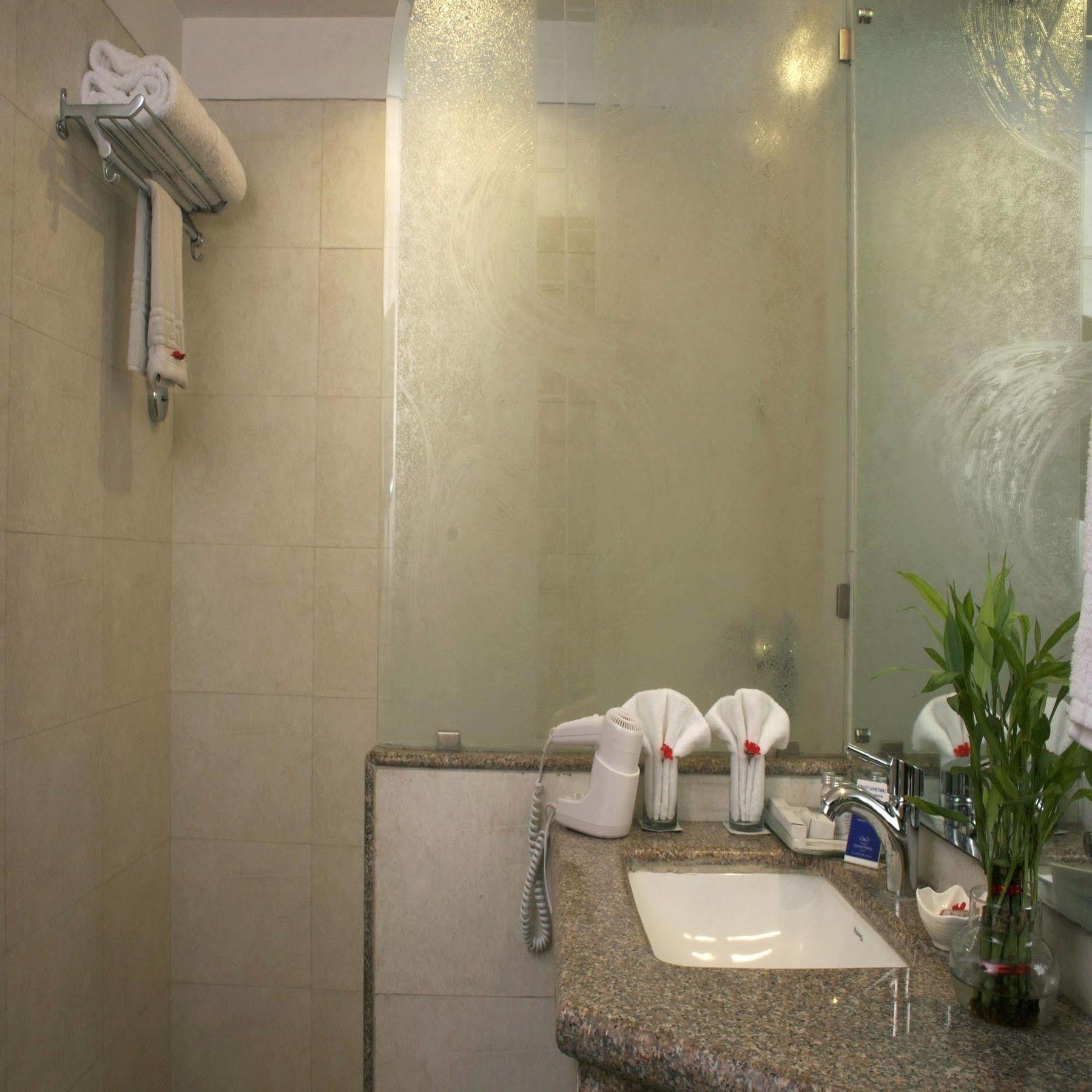 Legend Sarovar Portico Baddi Extérieur photo
