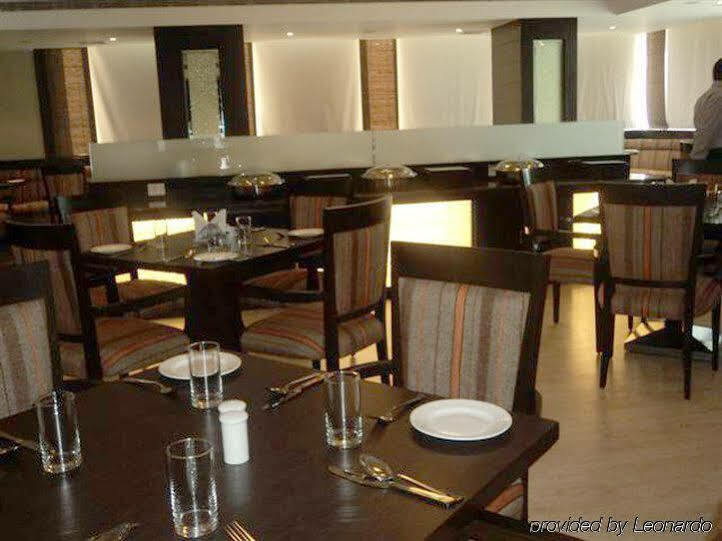 Legend Sarovar Portico Baddi Extérieur photo